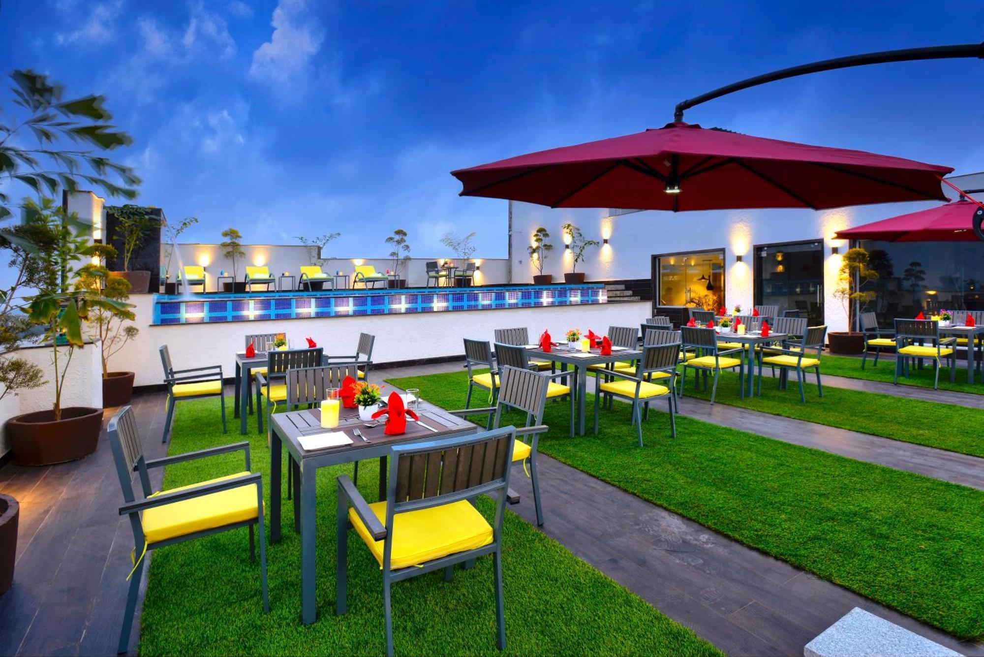 Golden Tulip Agra Agra (Uttar Pradesh) Exterior foto