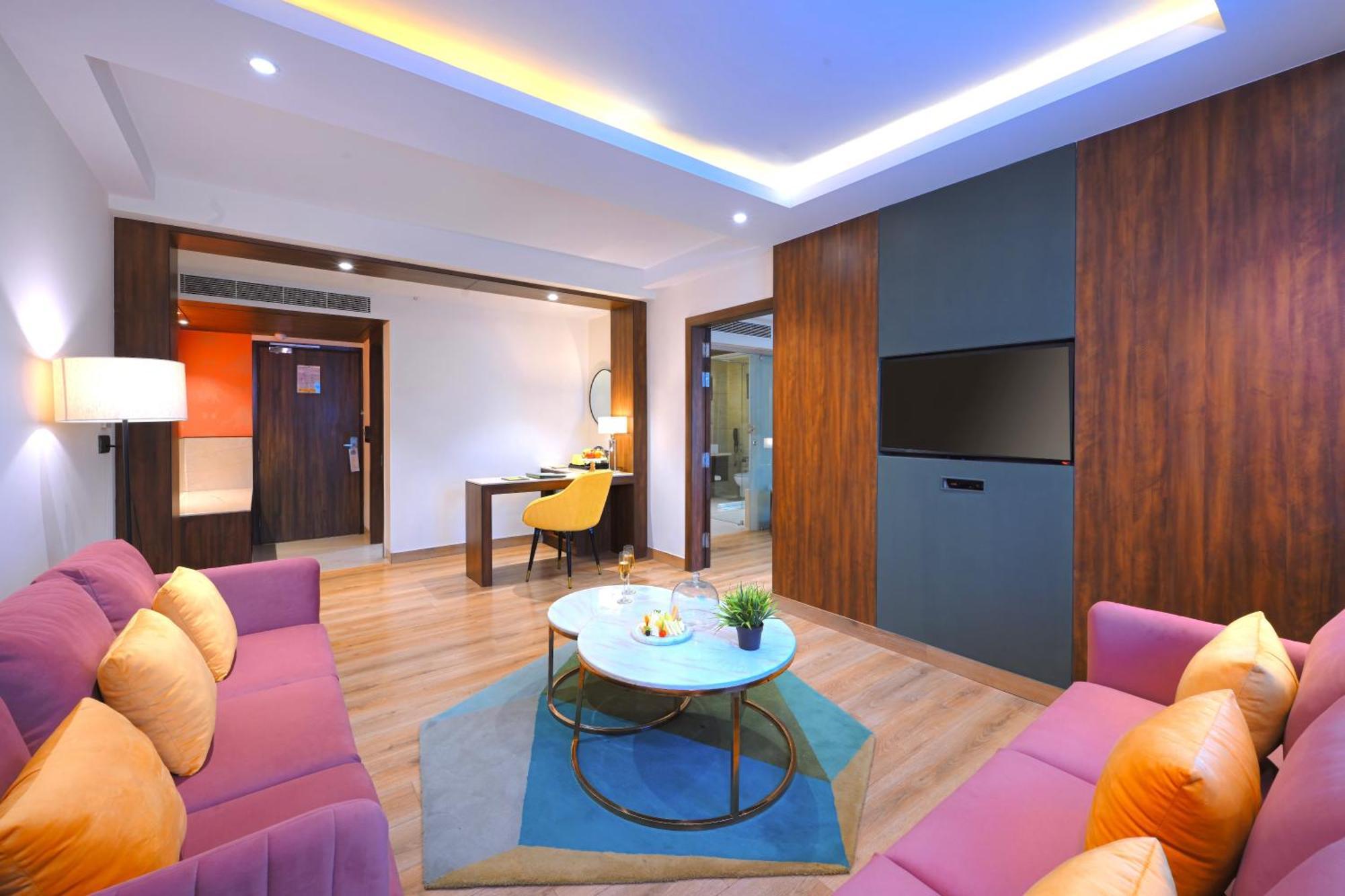Golden Tulip Agra Agra (Uttar Pradesh) Exterior foto